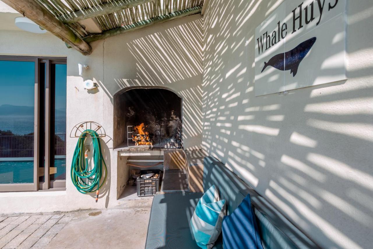 Whale Huys Luxury Oceanfront Eco Villa Gansbaai Exterior foto