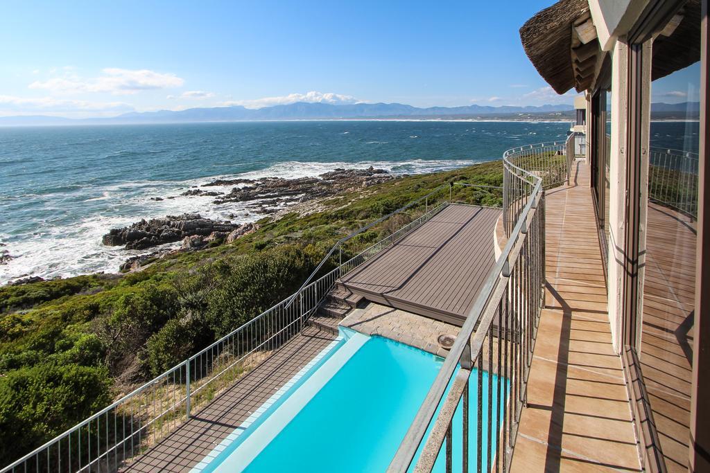Whale Huys Luxury Oceanfront Eco Villa Gansbaai Cameră foto
