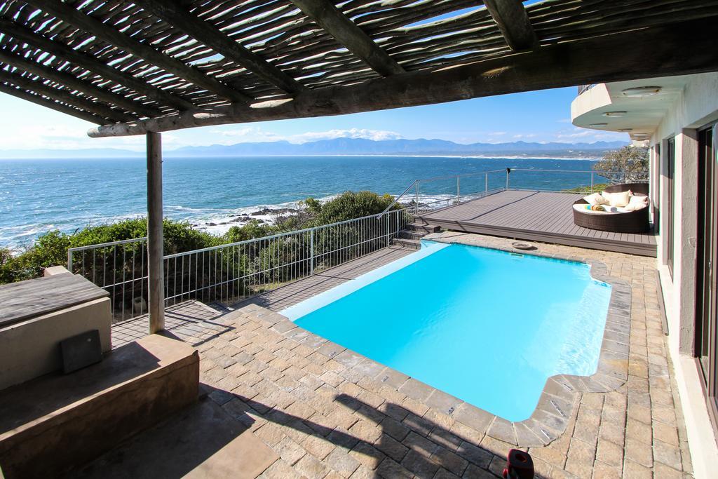 Whale Huys Luxury Oceanfront Eco Villa Gansbaai Exterior foto