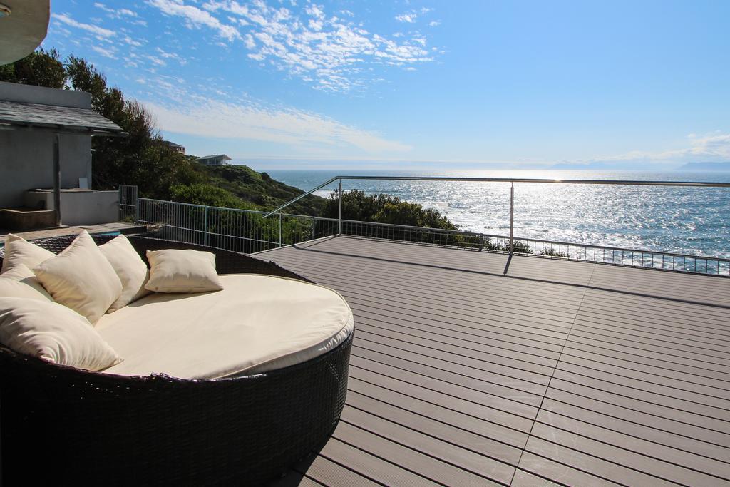 Whale Huys Luxury Oceanfront Eco Villa Gansbaai Exterior foto
