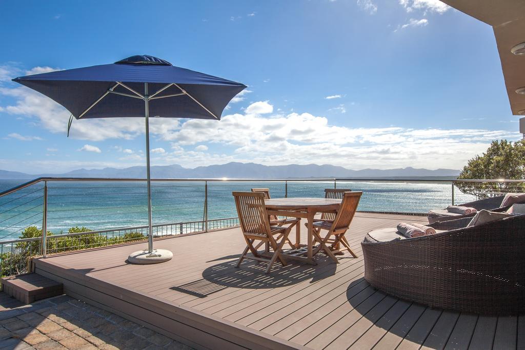 Whale Huys Luxury Oceanfront Eco Villa Gansbaai Exterior foto