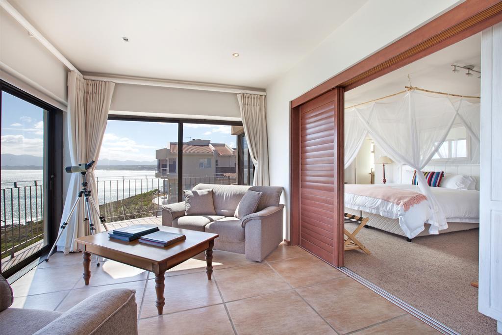 Whale Huys Luxury Oceanfront Eco Villa Gansbaai Exterior foto